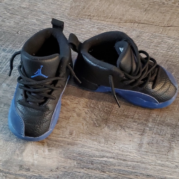 Kids Shoes - Picture 1 of 1